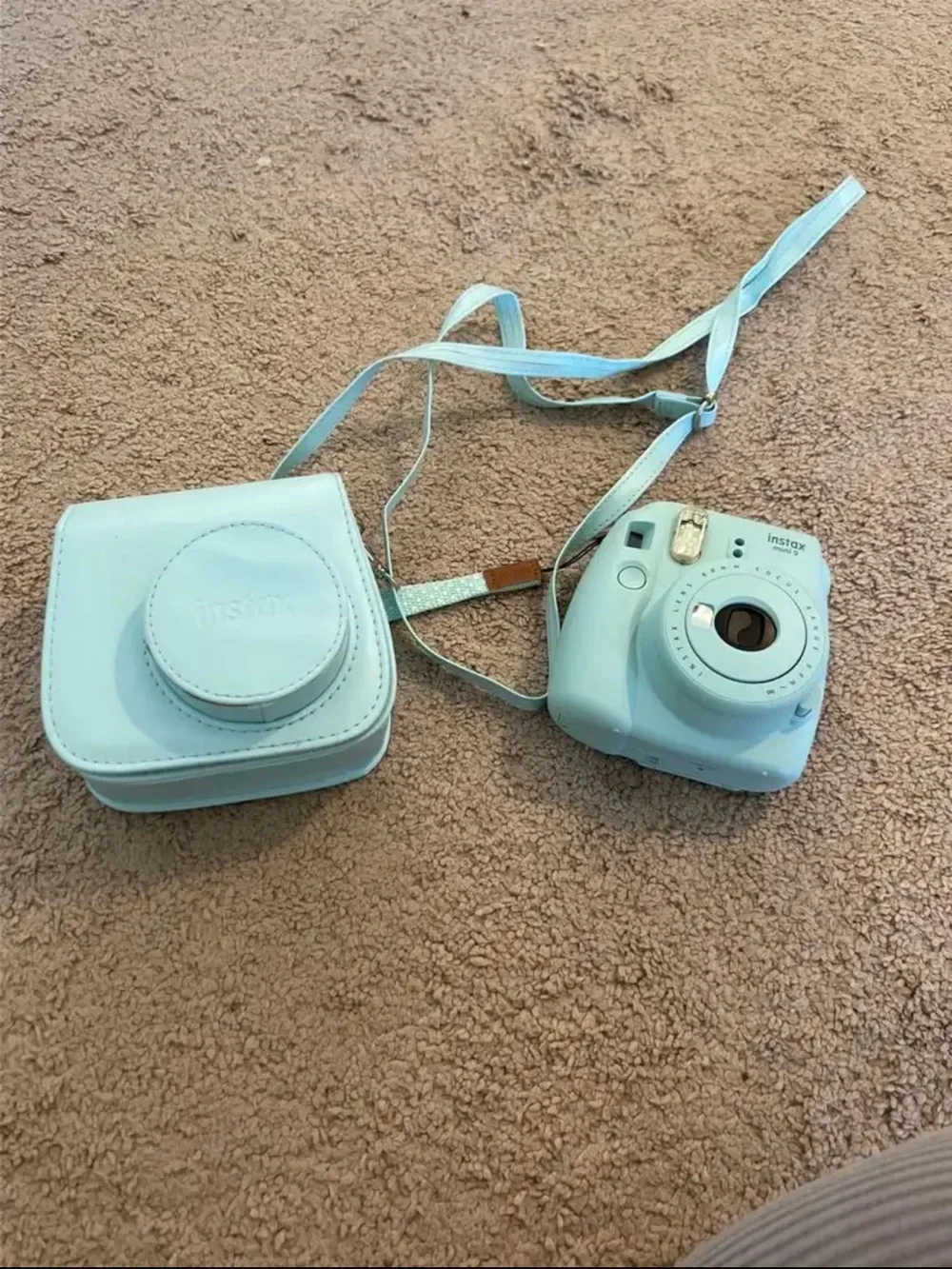 Fujifilm Instax Mini 9 Instant Camera - Ice Blue
